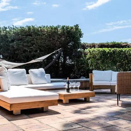 5 Chambres, Sauna, Piscine Et Vue Mer. - 5 Chambres, Sauna, Piscine Et Vue Mer. Mae-2513 *