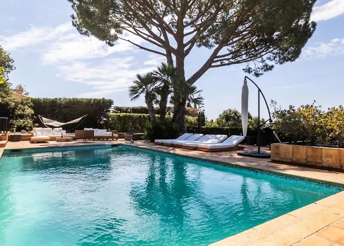 5 Chambres, Sauna, Piscine Et Vue Mer. - 5 Chambres, Sauna, Piscine Et Vue Mer. Mae-2513 Villa La Rochette (Alpes-de-Haute-Provence)