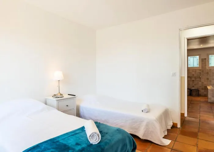 5 Chambres, Sauna, Piscine Et Vue Mer. - 5 Chambres, Sauna, Piscine Et Vue Mer. Mae-2513 Villa La Rochette (Alpes-de-Haute-Provence)